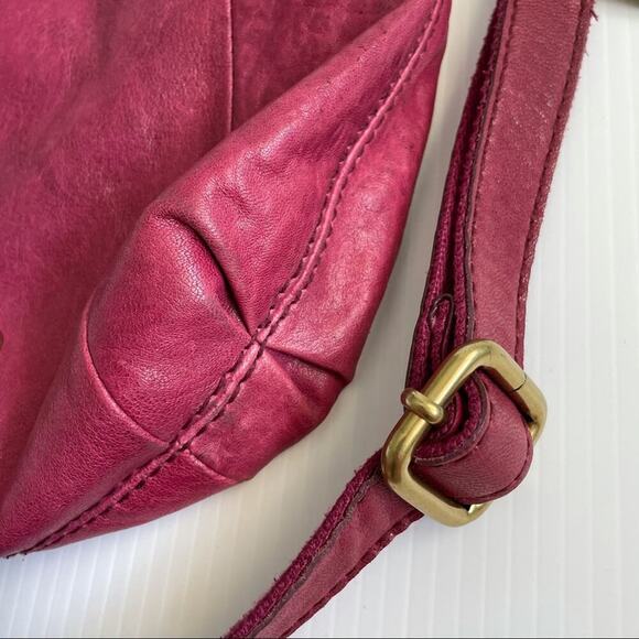 Fossil red leather front flap crossbody - Picture 14 of 16
